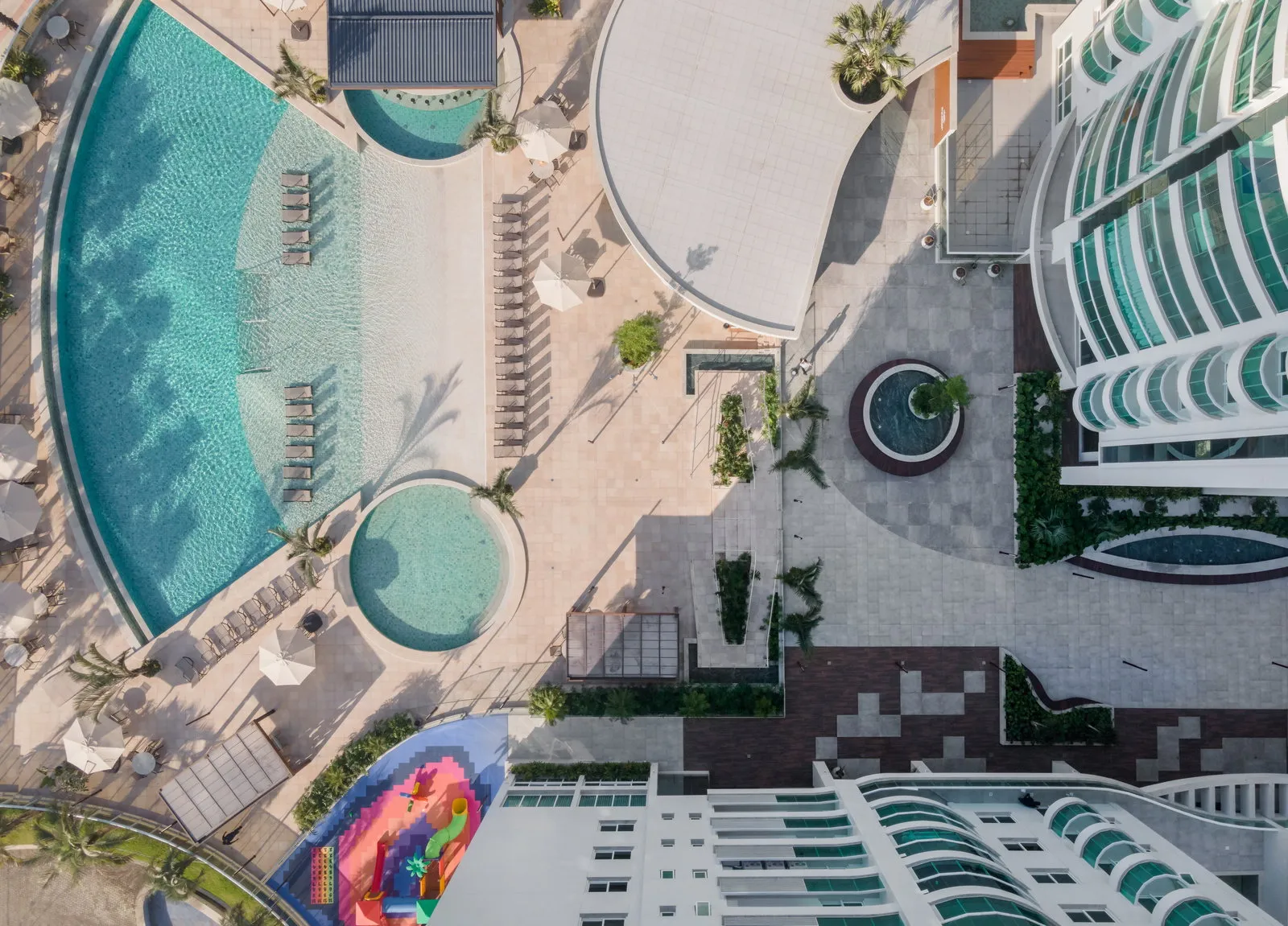 Apartamento 3 suítes + banheiro social à venda em Praia Brava, Itajaí, foto 2