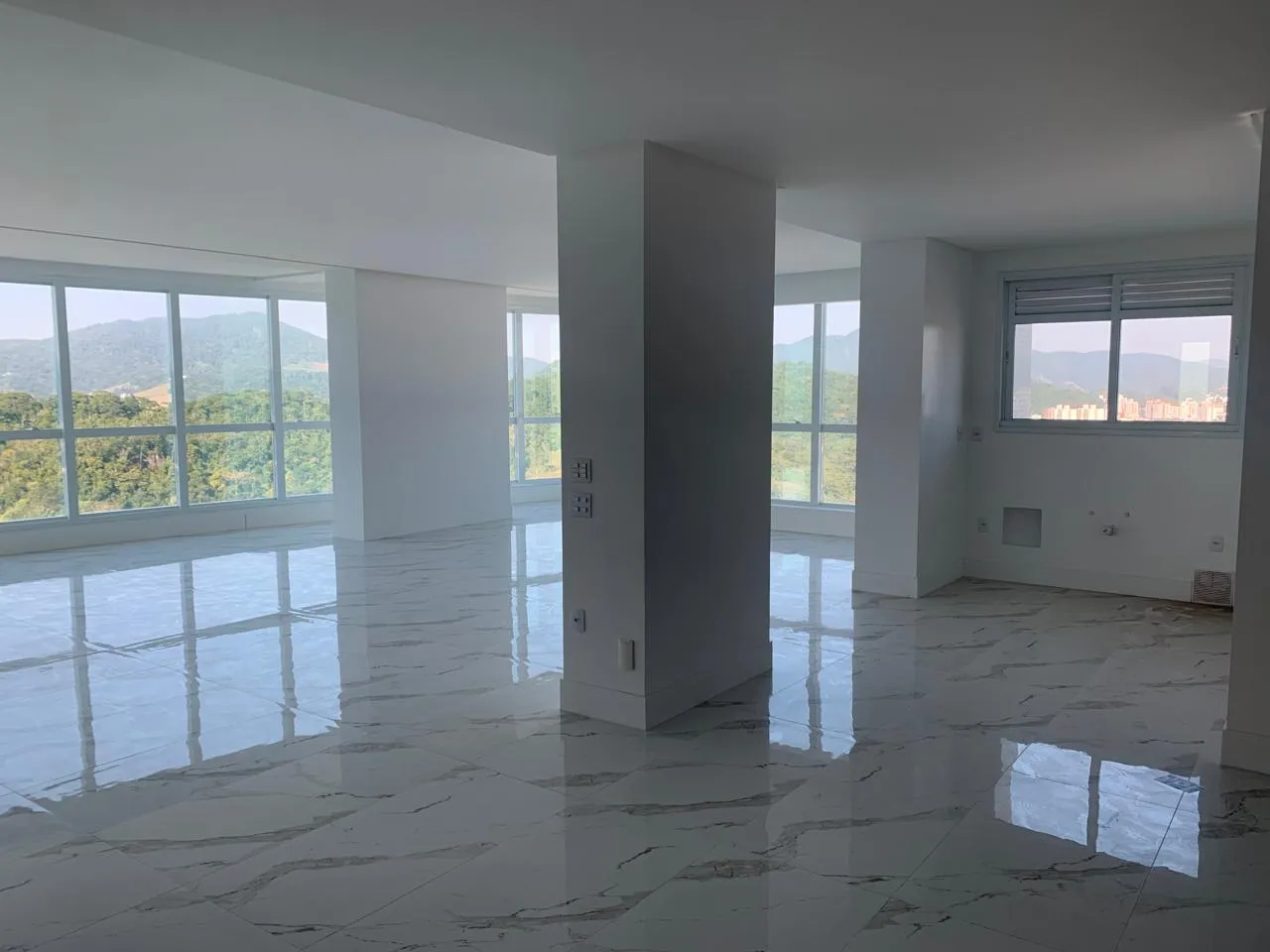 Apartamento 3 suítes + banheiro social e lavabo à venda em Barra Sul, Balneário Camboriú, foto 2