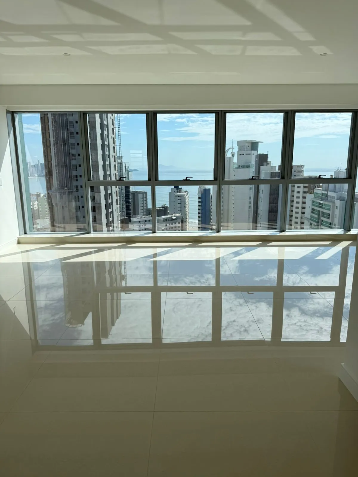 Apartamento 4 suítes + lavabo à venda em Centro, Balneário Camboriú, foto 2