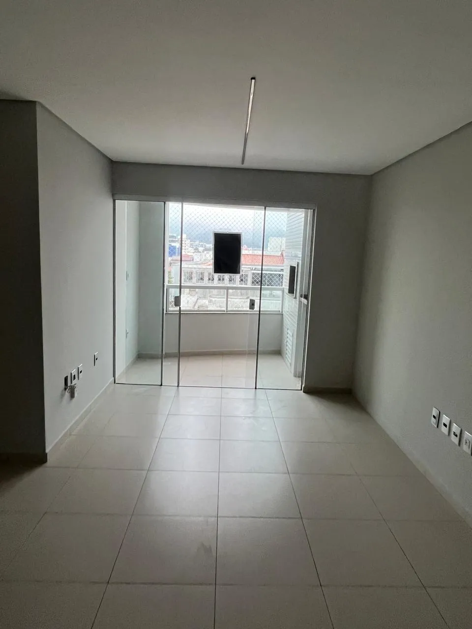 Apartamento 2 dormitórios (sendo 1 suíte) + banheiro social à venda em Centro, Balneário Camboriú, foto 3