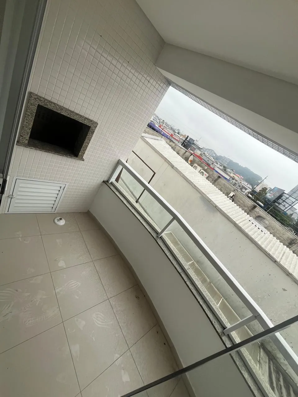 Apartamento 2 dormitórios (sendo 1 suíte) + banheiro social à venda em Centro, Balneário Camboriú, foto 3