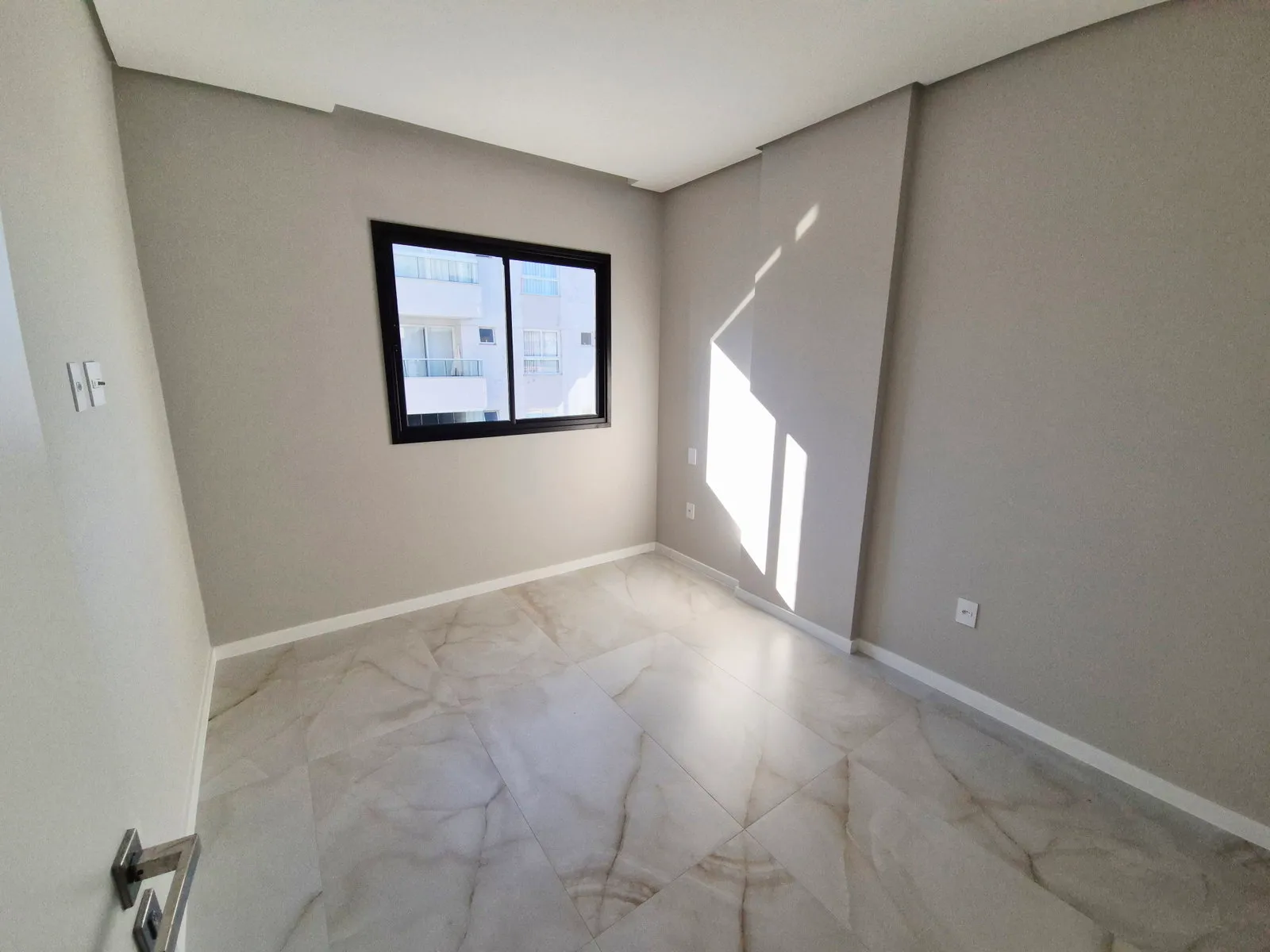 Apartamento 1 dormitório + 1 banheiro à venda em Praia Brava, Itajaí, foto 2