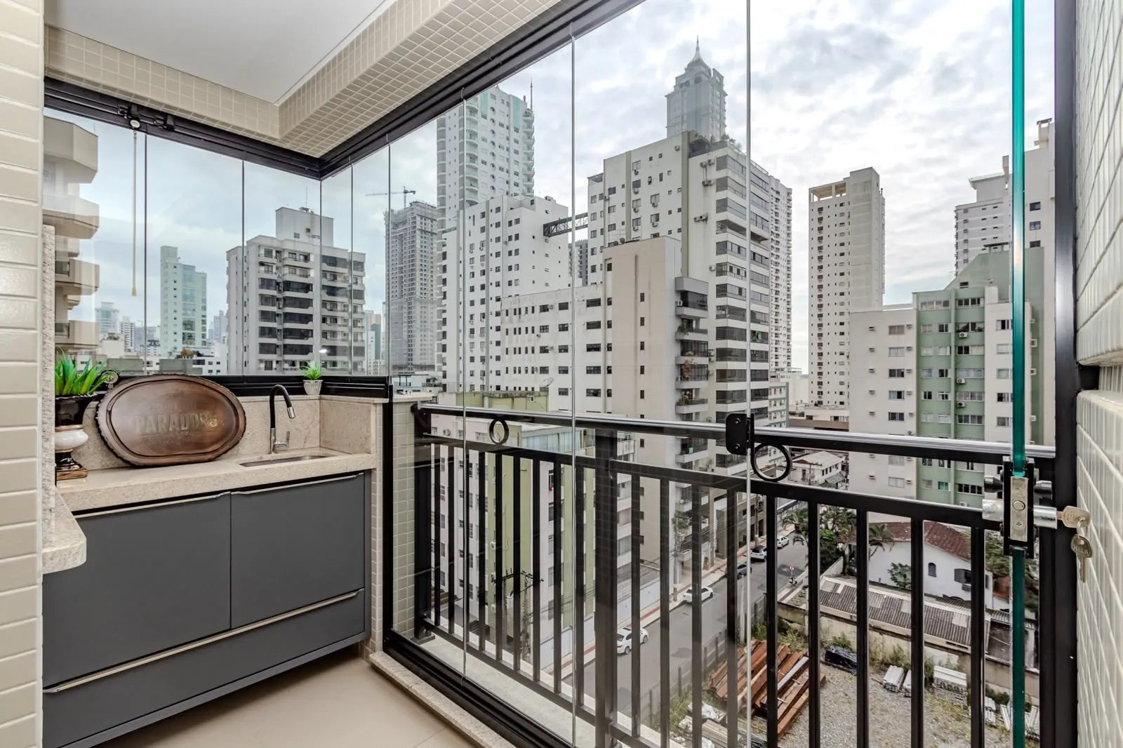 Apartamento 3 suítes + lavabo à venda em Centro, Balneário Camboriú, foto 2