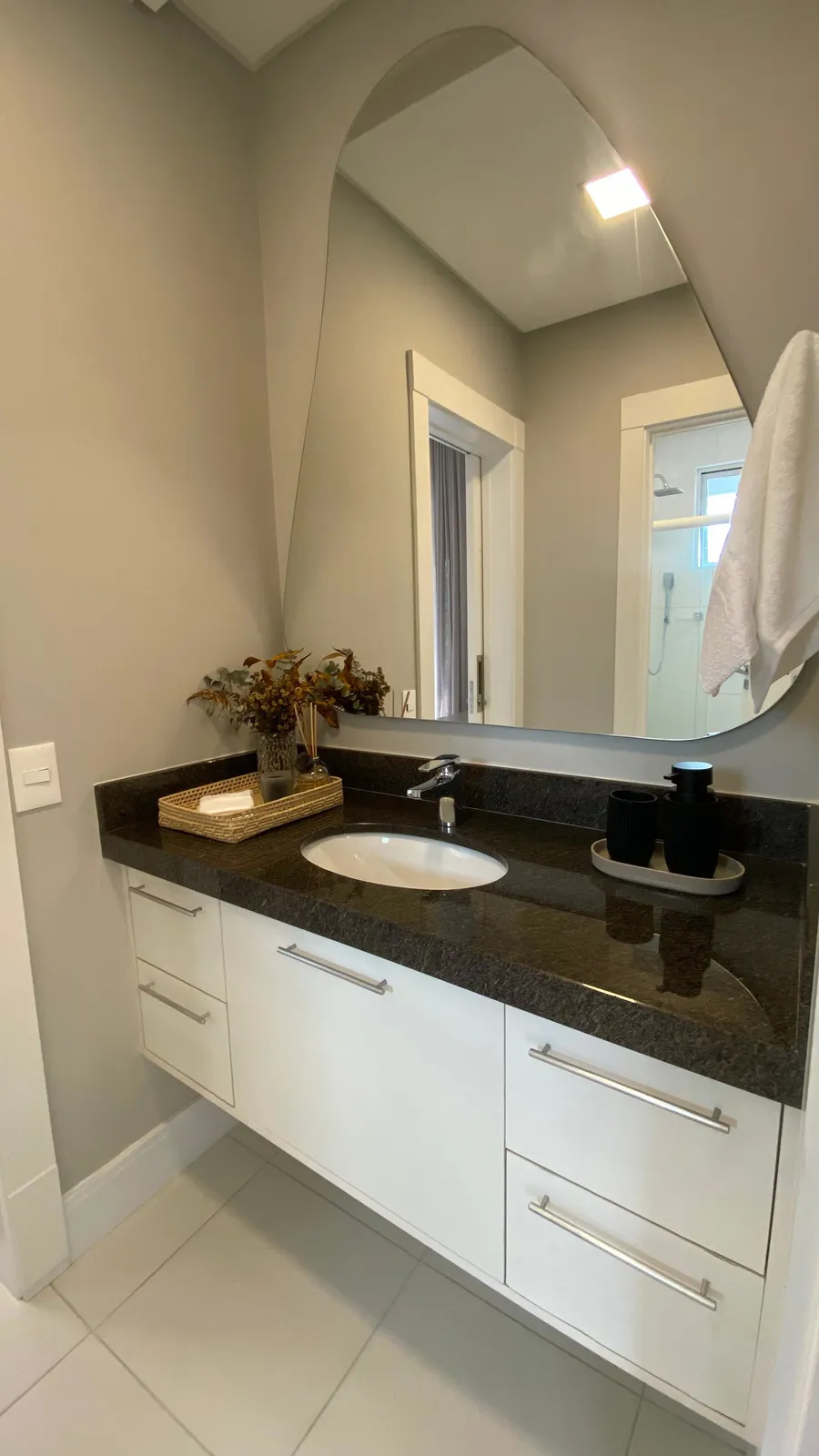 Apartamento 3 dormitórios (sendo 1 suíte) + banheiro social e lavabo à venda em Centro, Balneário Camboriú, foto 3