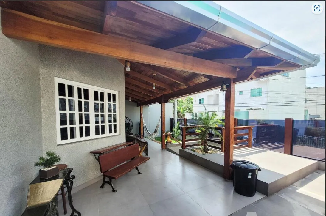 Casa 3 dormitórios (sendo 1 suíte) + banheiro social e lavabo à venda em Ariribá, Balneário Camboriú, foto 3