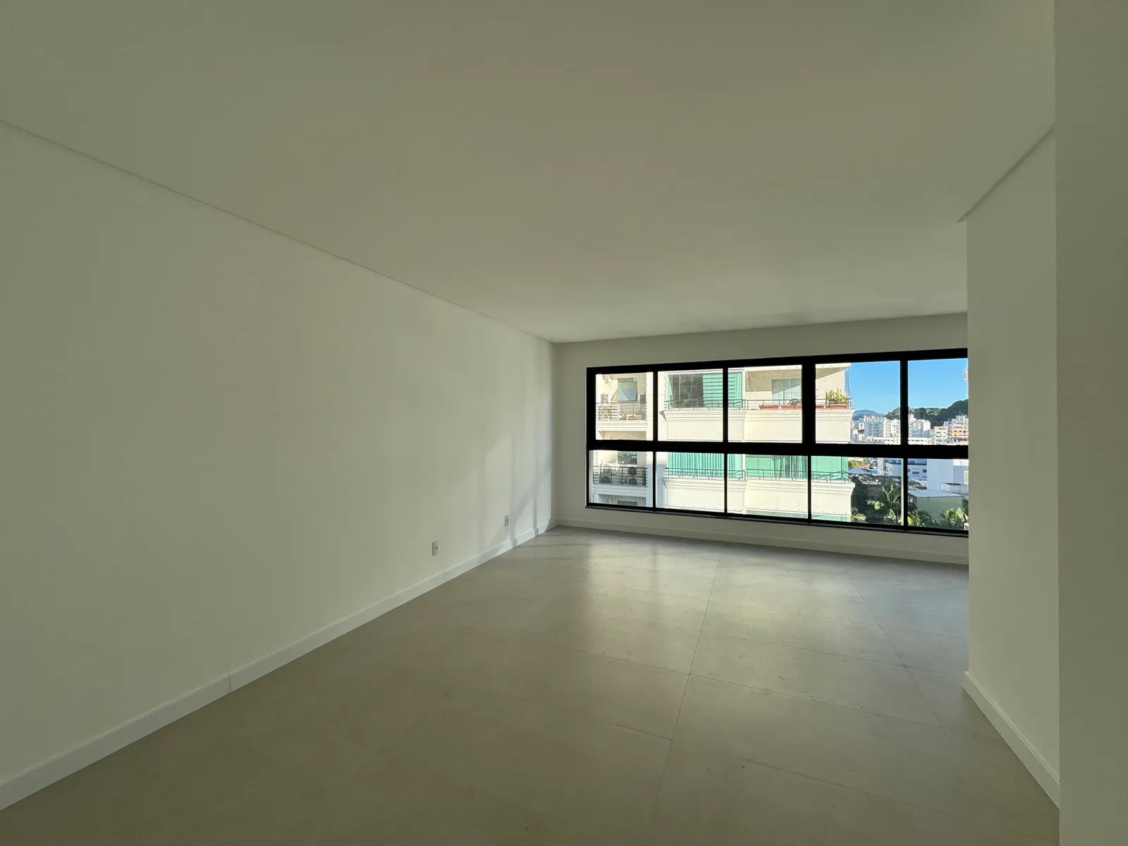 Apartamento 3 suítes + lavabo à venda em Centro, Balneário Camboriú, foto 3