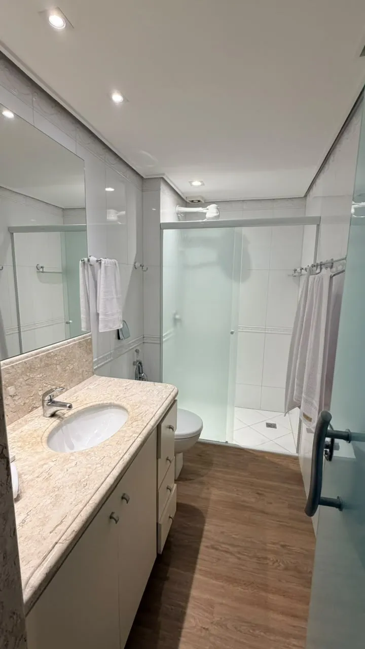 Apartamento 2 dormitórios (sendo 1 suíte) + banheiro social à venda em Centro, Balneário Camboriú, foto 2