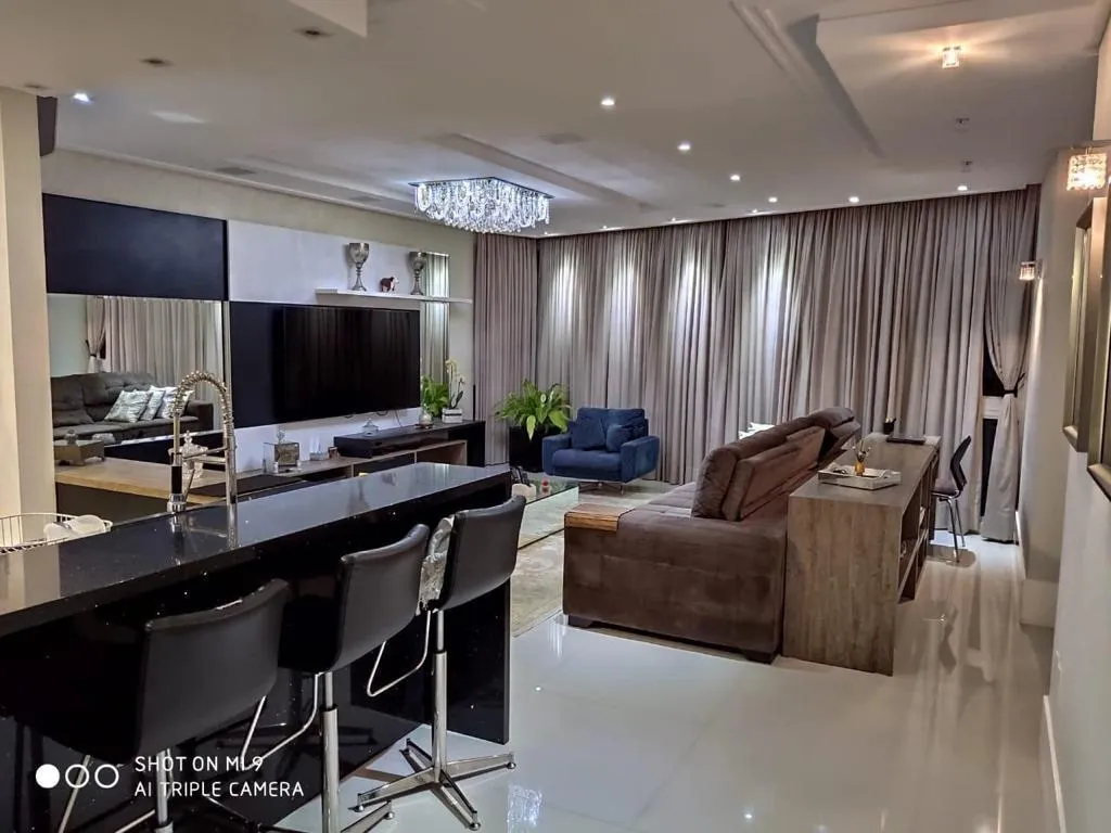 Apartamento 3 suítes + banheiro social à venda em Centro, Balneário Camboriú, foto 2