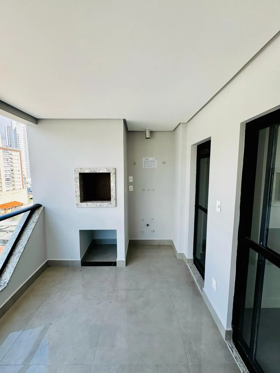 Apartamento 2 dormitórios (sendo 1 suíte) + lavabo à venda em Bairro Fazenda, Itajaí, foto 3