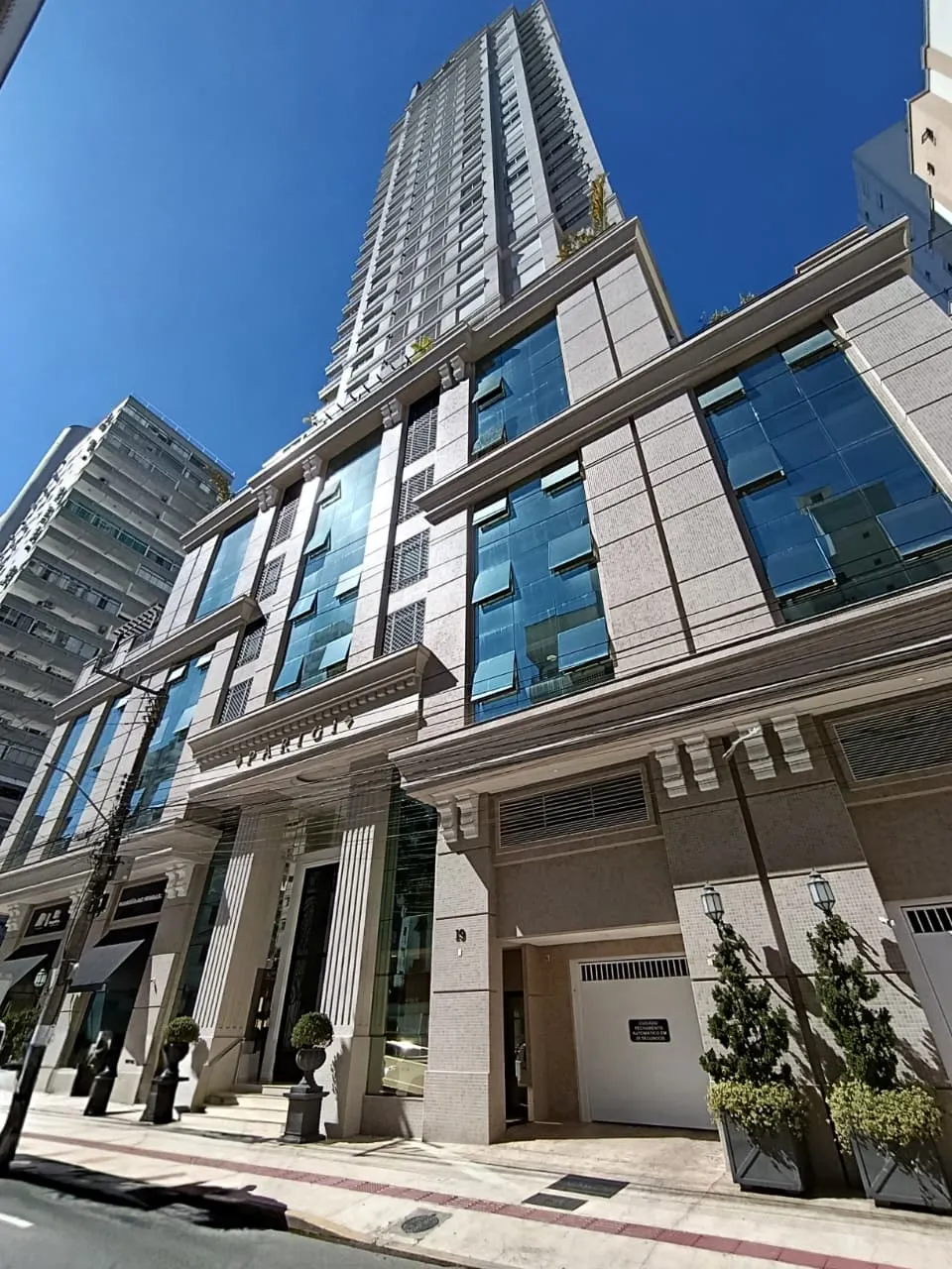 Apartamento 2 suítes + lavabo à venda em Centro, Balneário Camboriú, foto 2
