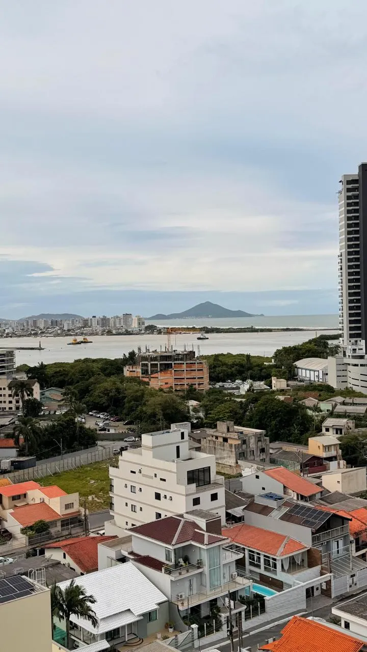 Apartamento 2 suítes + lavabo à venda em Bairro Fazenda, Itajaí, foto 2