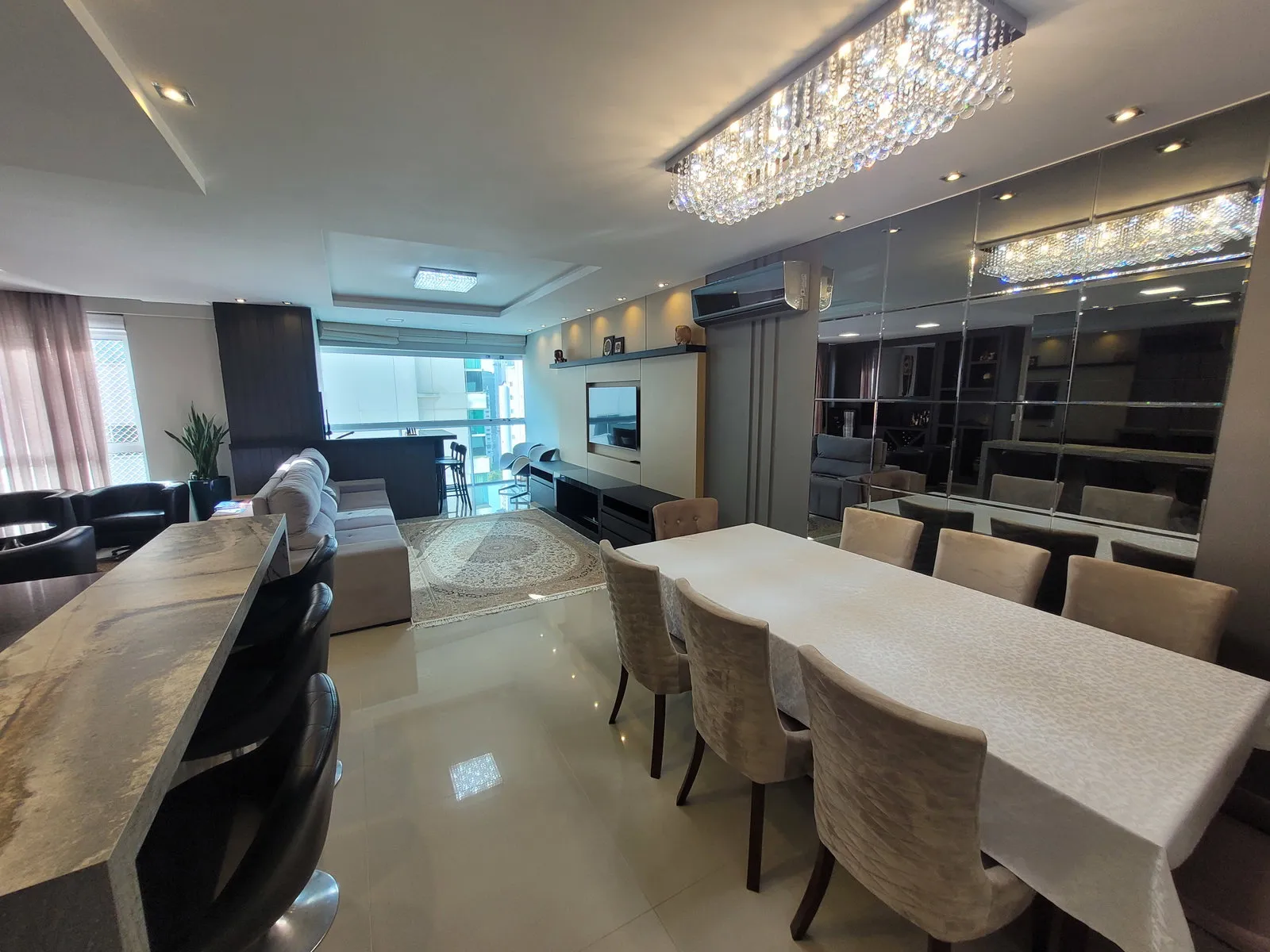 Apartamento 3 suítes + lavabo à venda em Pioneiros, Balneário Camboriú, foto 2
