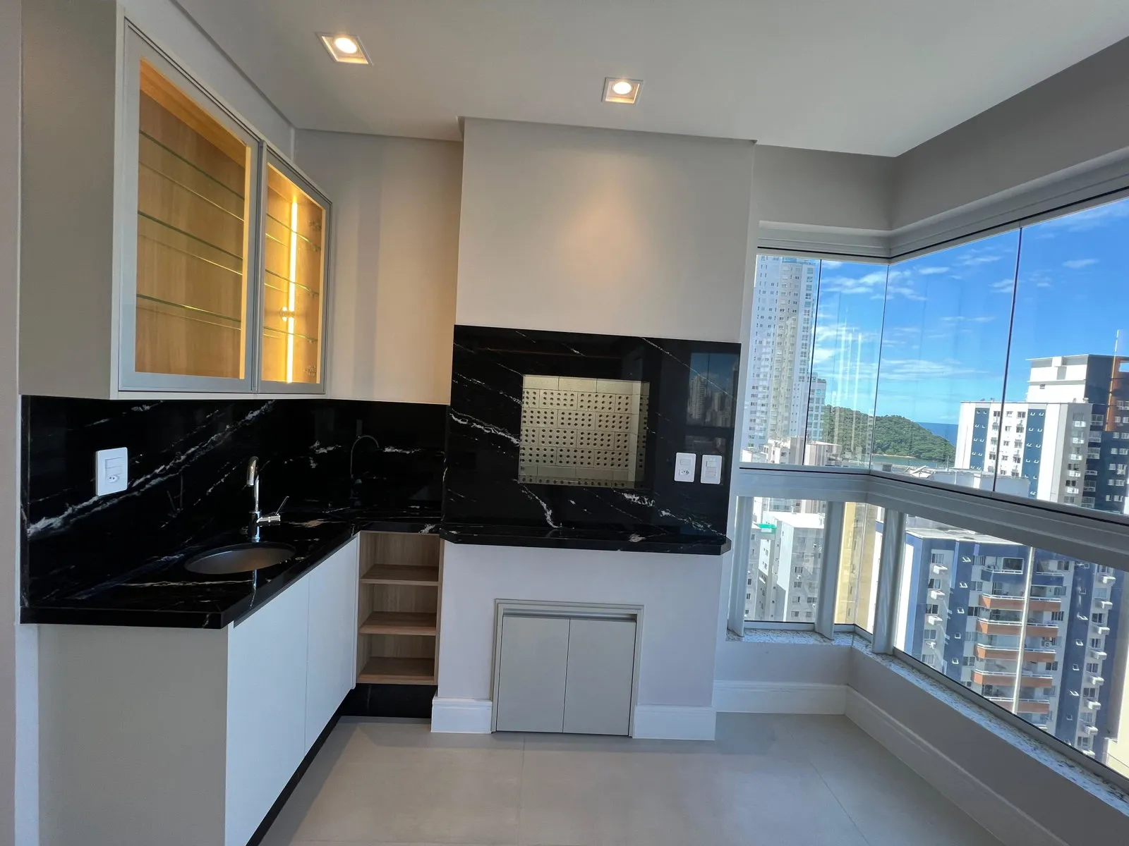 Apartamento 4 suítes + lavabo à venda em Centro, Balneário Camboriú, foto 3