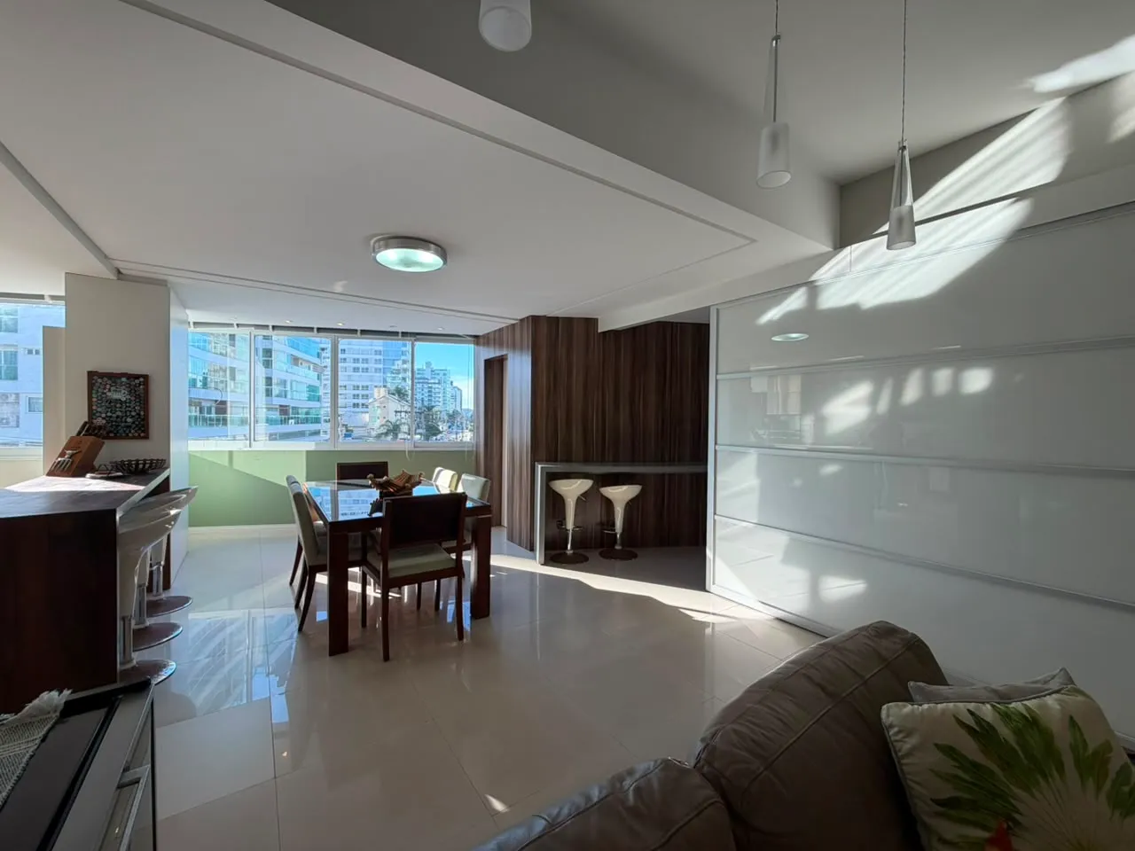 Apartamento 3 dormitórios (sendo 1 suíte) + lavabo à venda em Praia Brava, Itajaí, foto 3