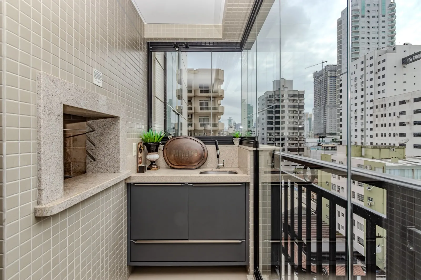 Apartamento 3 suítes + lavabo à venda em Centro, Balneário Camboriú, foto 3