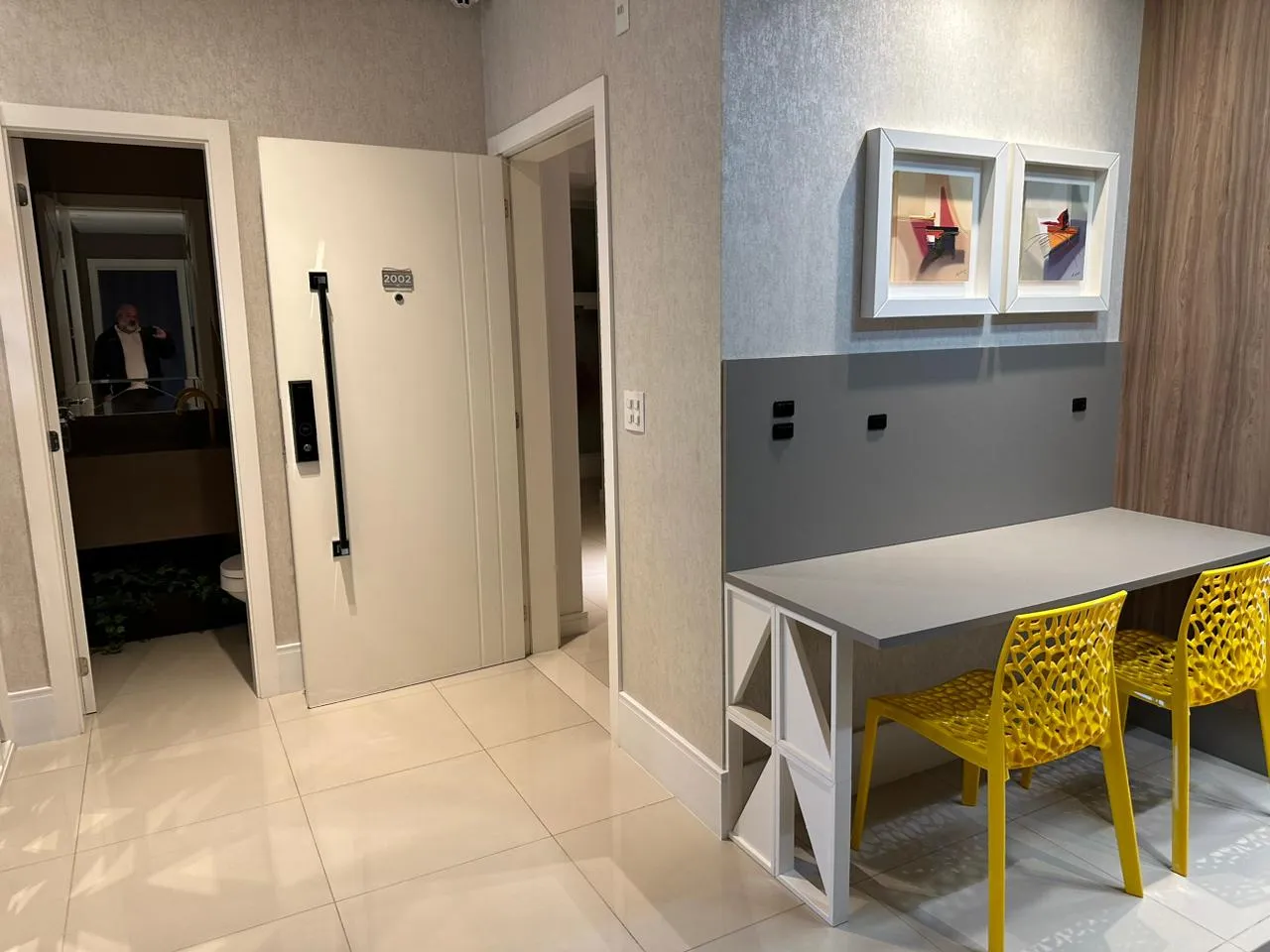 Apartamento 3 suítes + lavabo à venda em Pioneiros, Balneário Camboriú, foto 2