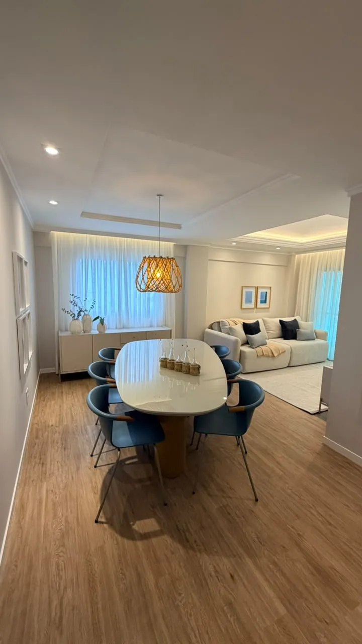Apartamento 2 dormitórios (sendo 1 suíte) + banheiro social à venda em Centro, Balneário Camboriú