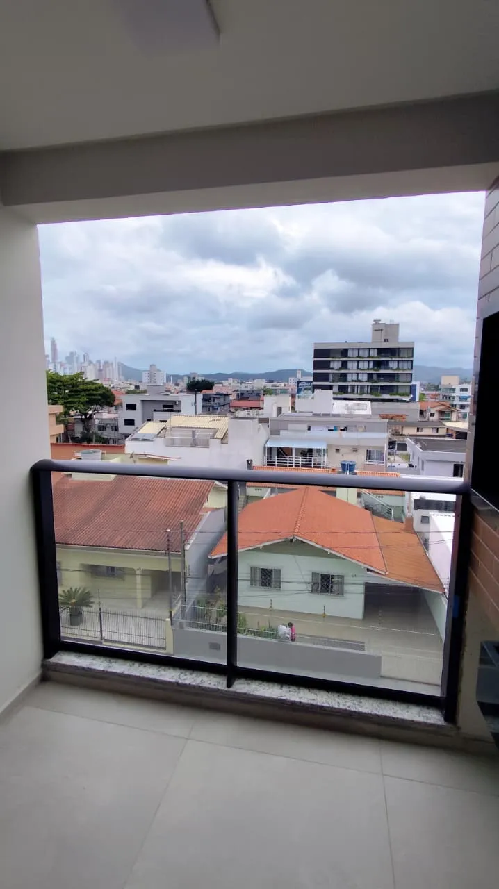 Apartamento 2 dormitórios (sendo 1 suíte) + banheiro social à venda em Centro, Balneário Camboriú, foto 2