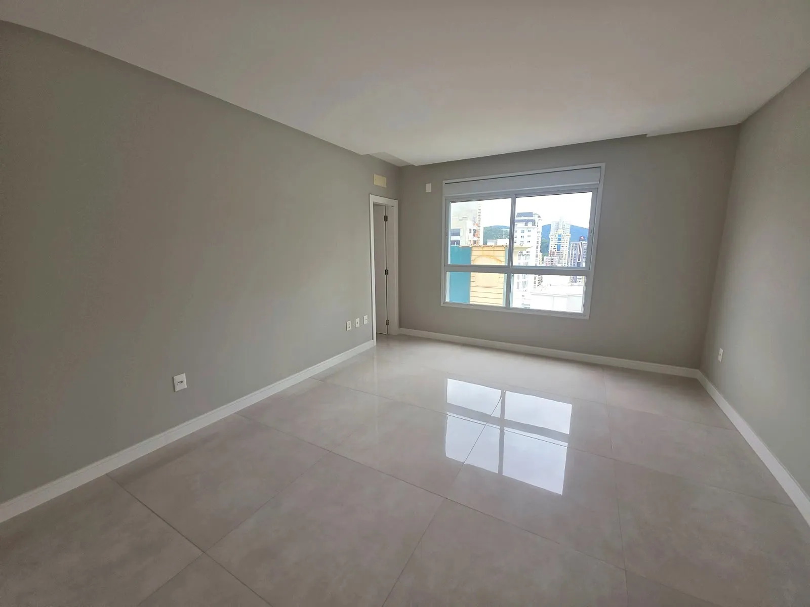 Apartamento 4 suítes + lavabo à venda em Centro, Balneário Camboriú, foto 2