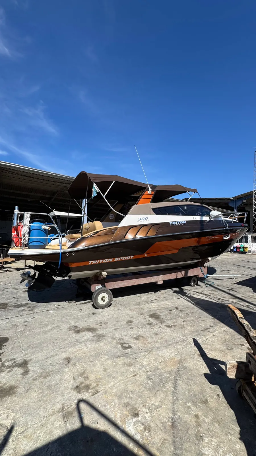 Lancha Triton 300 Sport TRITON YATCHS - MERCRUISER, foto 2