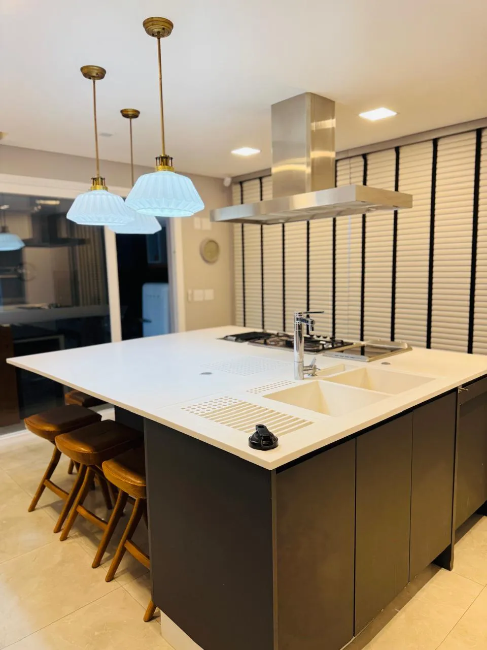Casa 4 suítes + banheiro social e lavabo à venda em Barra, Balneário Camboriú, foto 2