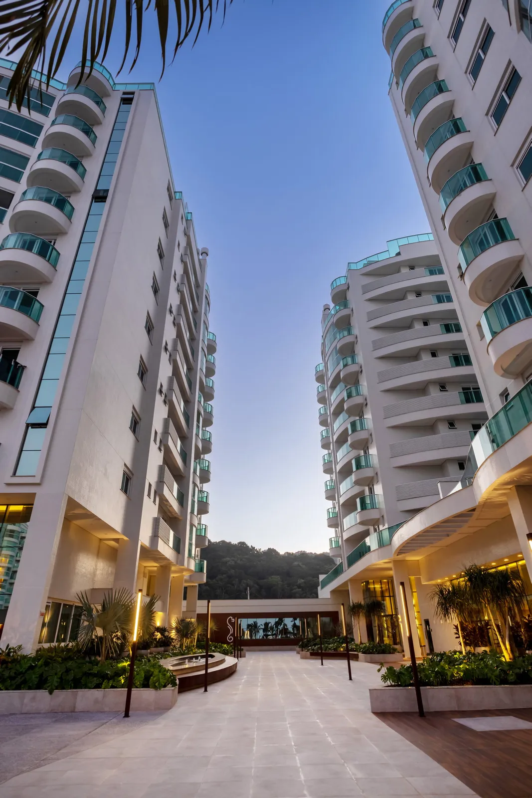 Apartamento 4 suítes + banheiro social à venda em Praia Brava, Itajaí, foto 3